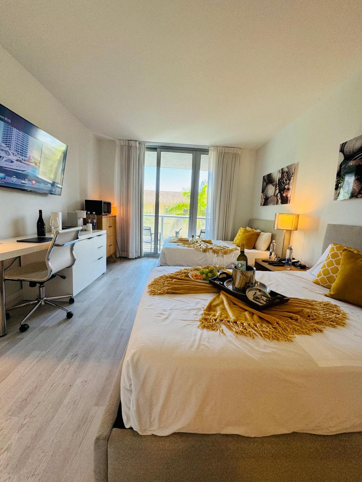 Beachwalk Resort & Condos Hallandale Beach Exteriér fotografie