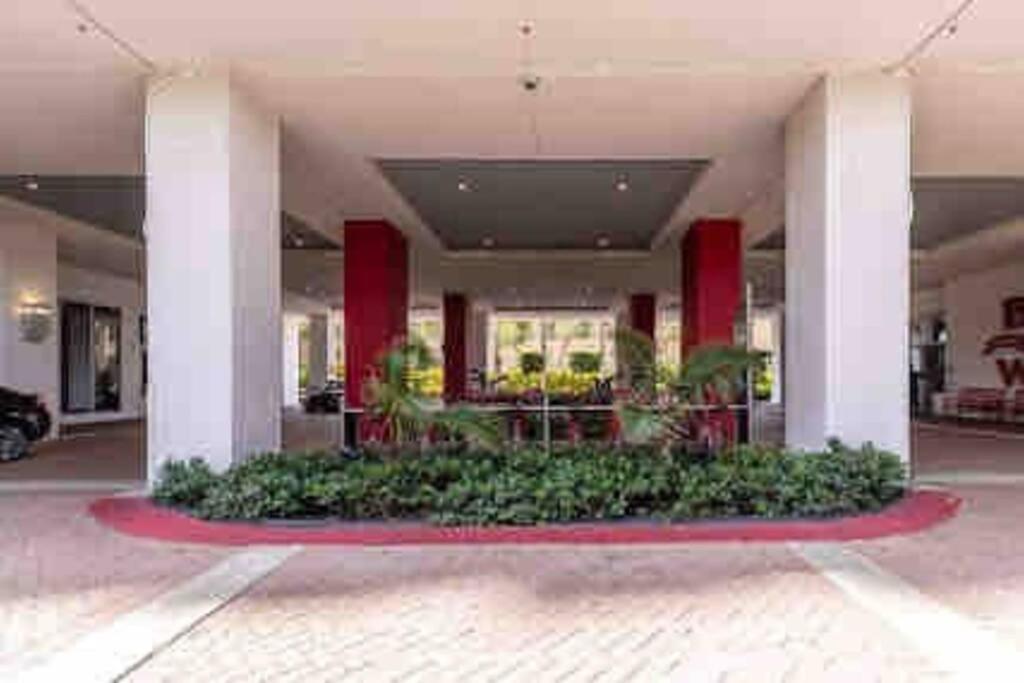 Beachwalk Resort & Condos Hallandale Beach Exteriér fotografie